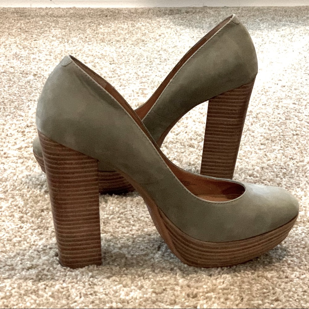 Olive Green Gianni Bini Heels